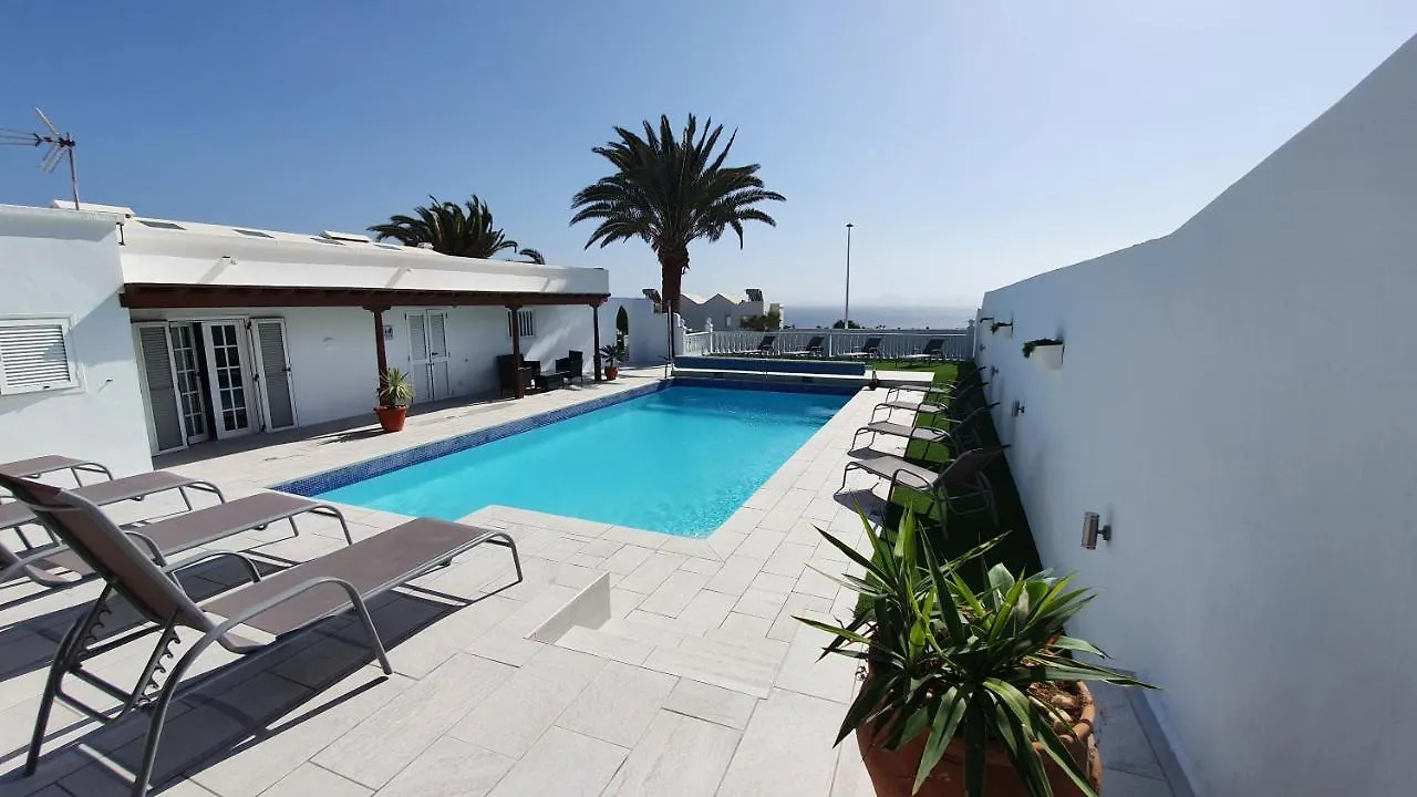 Stunning Sea View Villa With 6 Bedrooms & Heated Pool - Villa Renaissance Playa Blanca