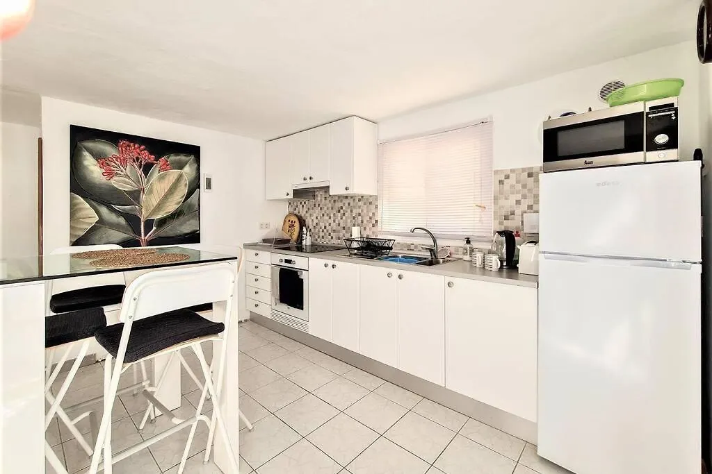 Stunning Sea View Villa With 6 Bedrooms & Heated Pool - Villa Renaissance Playa Blanca
